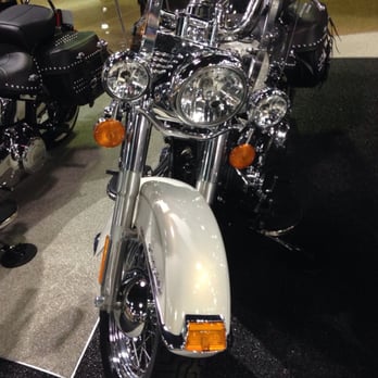 White Lightning Harley-Davidson - Motorcycle Dealers Near Me - Chattanooga, Tennessee