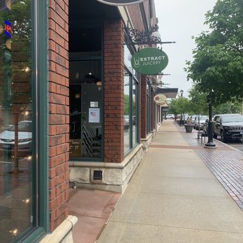 Extract Juicery - Exterior, next to everything downtown wheaton and across the street from the farmers market. - Juice Bars & Smoothies Near Me - Wheaton, Illinois