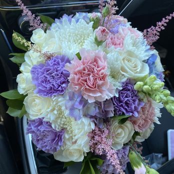Marlene Flower Shop - Bouquet custom made - Florists Near Me - Bellflower, California Marlene Flower Shop - Bouquet custom made - Florists Near Me - Bellflower, California