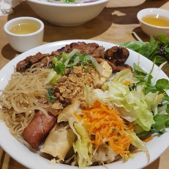 Pho Mi Viet Hoa - Vietnamese Near Me - North York, Ontario