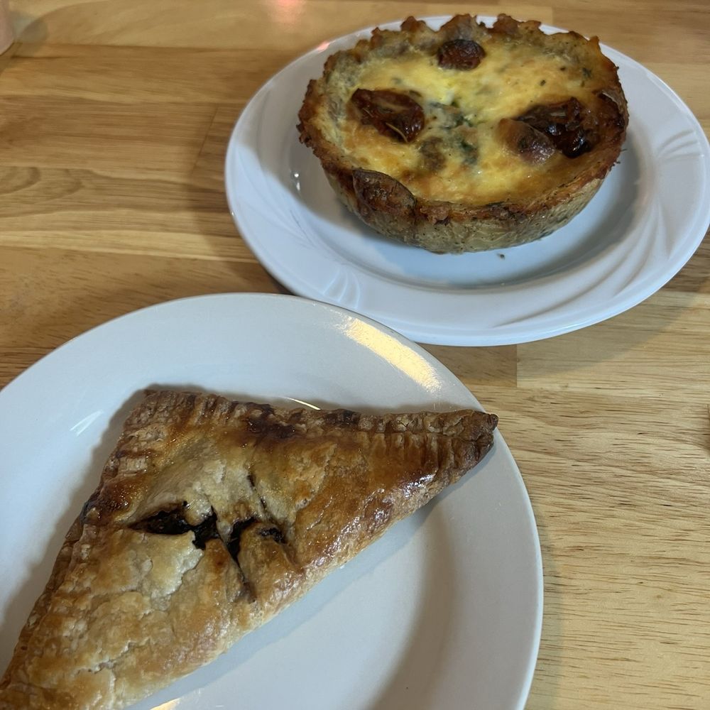 Luminary by La Terza - Goatcheese and fig hand pie and veggie quiche - Coffee & Tea Near Me - Cincinnati, Ohio Luminary by La Terza - Goatcheese and fig hand pie and veggie quiche - Coffee & Tea Near Me - Cincinnati, Ohio