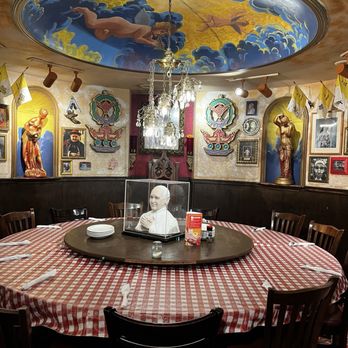 Buca di Beppo Italian Restaurant - Italian Near Me - Indianapolis, Indiana Buca di Beppo Italian Restaurant - Italian Near Me - Indianapolis, Indiana