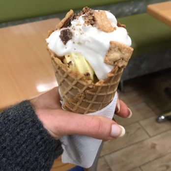 Bluspoon Yogurt - waffle cone (3.99) - Ice Cream & Frozen Yogurt Near Me - The Villages, Florida