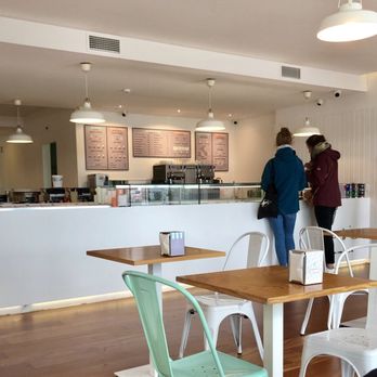 Cremosi - Counter - Ice Cream & Frozen Yogurt Near Me - Porto, 13 Cremosi - Counter - Ice Cream & Frozen Yogurt Near Me - Porto, 13