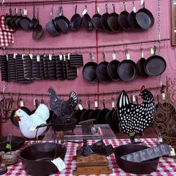 Finders Keepers Market - Cast iron kitchen stuff