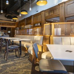 Black Walnut Café - Black Walnut Cinco Ranch location, seating inside