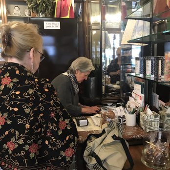 Confiserie St Pierre - The sweet owner gift wrapping - Convenience Stores Near Me - Paris, 75