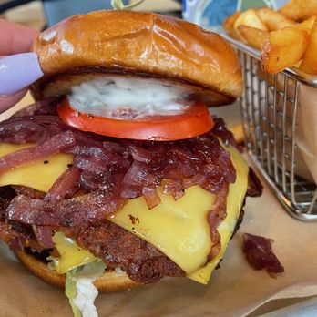 The Hidden Chickpea - MAD Burger - Vegan $14.00 2 smashed Beyond Burgers, Red Onion Jam, Provolone, Lettuce, Tomato, Rosemary Garlic Aioli. Comes w/ hand-cut frie - Vegetarian Near Me - Madison, New Jersey
