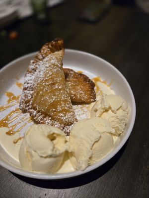 Felix: Modern American Dining by null