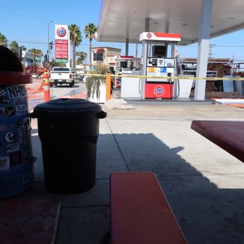Dave's Burgers - Burgers Near Me - Long Beach, California Dave's Burgers - Burgers Near Me - Long Beach, California