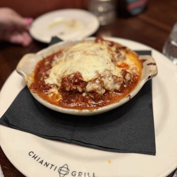 CHIANTI GRILL Italian Restaurant