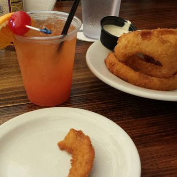 Island Fish - Rum punch and onions rings - Seafood Near Me - Marathon, Florida Island Fish - Rum punch and onions rings - Seafood Near Me - Marathon, Florida