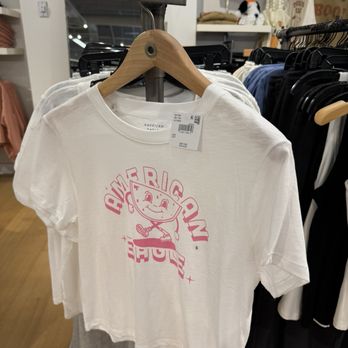 American Eagle - Waipahu - Women's Clothing Near Me - Waipahu, Hawaii