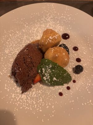 Villa Amalfi im Bogenhauser Hof by null