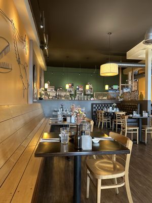 Wabi-Sabi Sushi Bar & Restaurant by null