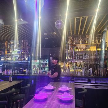 Nosh Grill House - Bar area - Chinese Near Me - Rockville, Maryland