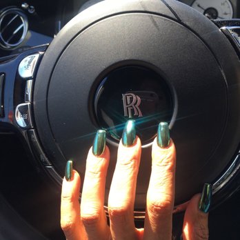 Acryliq Nails - Nail Salons Near Me - Canoga Park, California