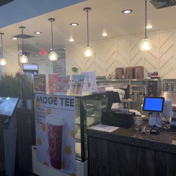 Moge Tee - Self pay kiosk in front - Bubble Tea Near Me - College Park, Maryland
