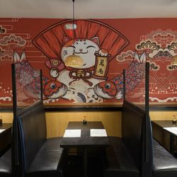 Sushi Too - Inside