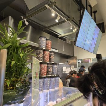 Uni Uni Bubble Tea Wicker Park - Bubble Tea Near Me - Chicago, Illinois