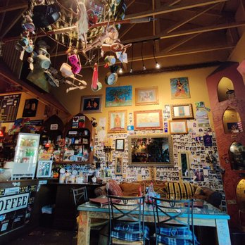 Java Jazz & Soup Nutz - Unique decor - Coffee & Tea Near Me - Lahaina, Hawaii