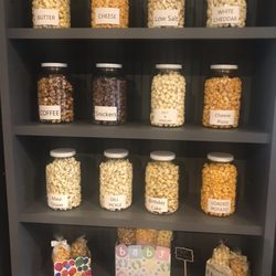 Popcorn Bar - Shelves of flavor