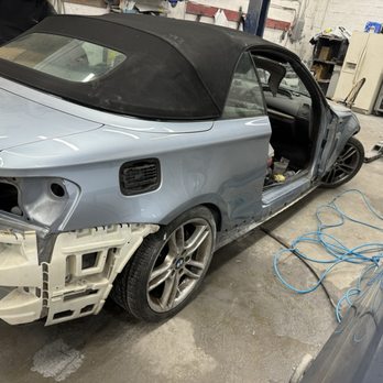 Advantage Auto Body - Body Shops Near Me - Philadelphia, Pennsylvania