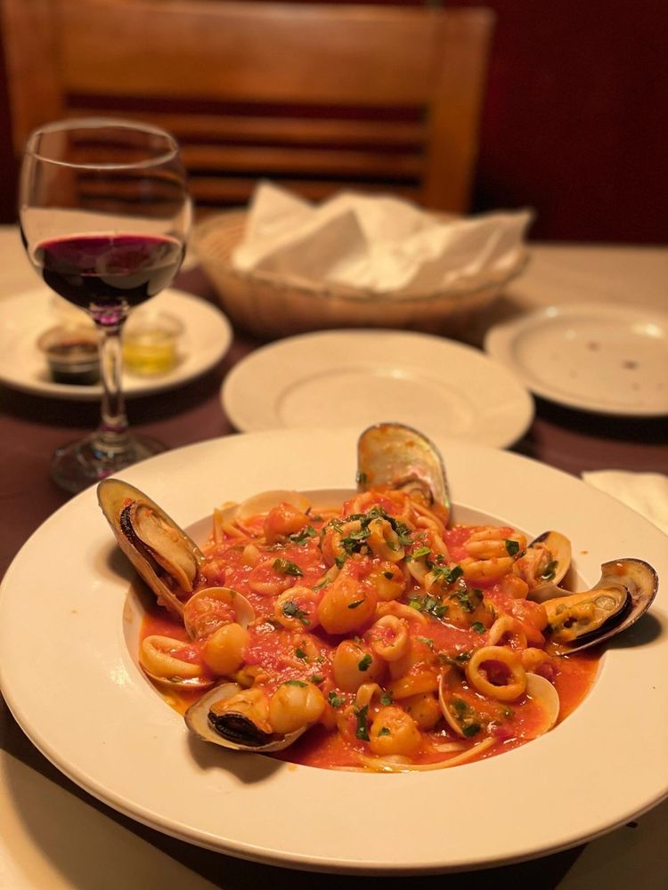 Social spots from Pomodoro Trattoria