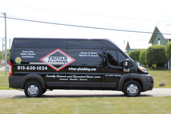 Tritan Plumbing Logo