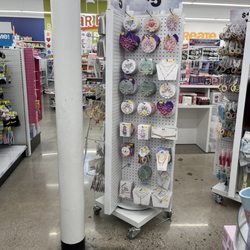 Five Below