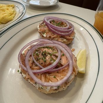 Mensch's Deli - Delis Near Me - Evanston, Illinois Mensch's Deli - Delis Near Me - Evanston, Illinois
