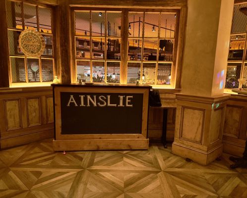 Ainslie Bowery by null