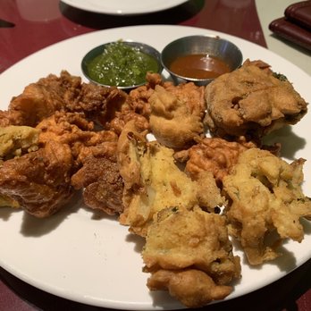 Tandoori Kona - Appy platter - Indian Near Me - Richmond, British Columbia Tandoori Kona - Appy platter - Indian Near Me - Richmond, British Columbia