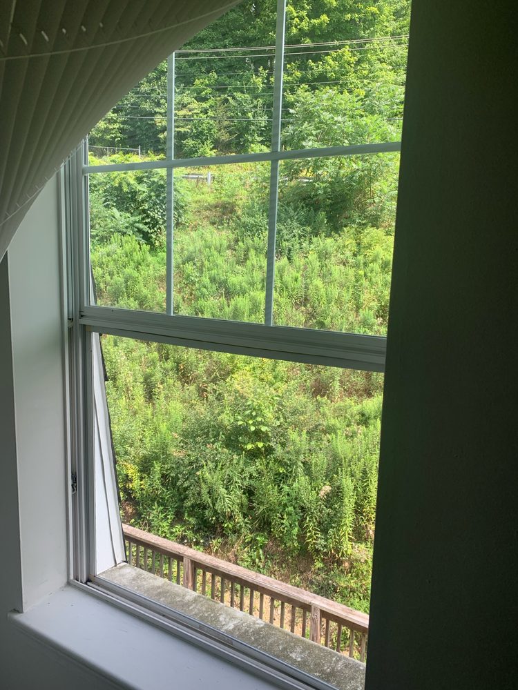 CANVAS TOWNHOMES 12 Reviews 200 Tupelo Dr.,