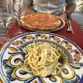 Diadema - Cacio de pepe and Diavalo pizza! - Italian Near Me - Rome, RM Diadema - Cacio de pepe and Diavalo pizza! - Italian Near Me - Rome, RM