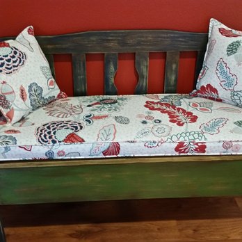 Lisa's Upholstering - Furniture Reupholstery Near Me - Estacada, Oregon Lisa's Upholstering - Furniture Reupholstery Near Me - Estacada, Oregon