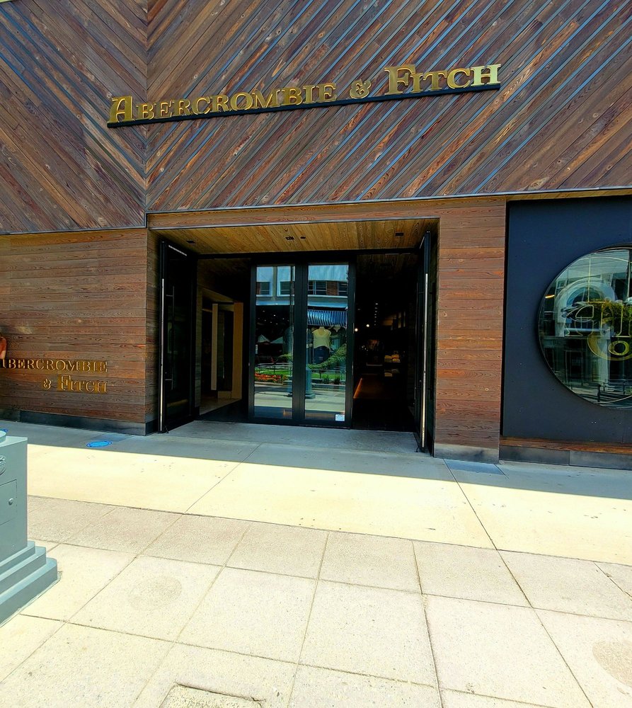 ABERCROMBIE & FITCH Updated August 2024 30 Photos & 40 Reviews