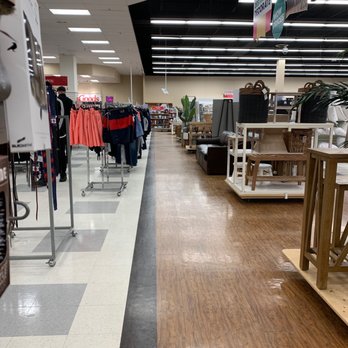 TJ MAXX - Updated October 2025 - 16 Photos & 19 Reviews - 296 Mishawum