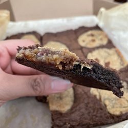 Domino's Pizza - Domino's Marbled Cookie Brownie (brownie chocolatey and fudgy)