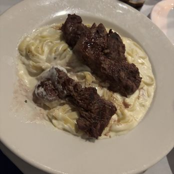 Pasta Amore - Alfredo with steak! - Italian Near Me - Omaha, Nebraska