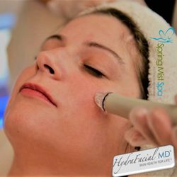Spring Mist Spa - Hydrafacial Treatment