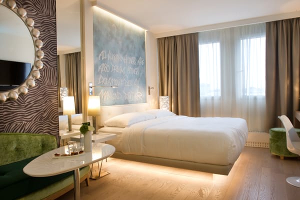 Hotel N’vy by null