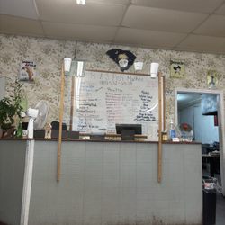 R & S Fish Market & Restaurant