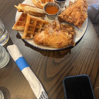 Chef Art Smith's Reunion - Chicken & Waffles - American Near Me - Chicago, Illinois Chef Art Smith's Reunion - Chicken & Waffles - American Near Me - Chicago, Illinois