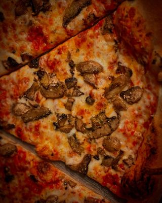Seven Mile Pies by null