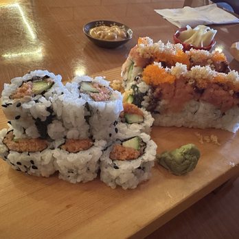 Hiro Japanese Restaurant - RS-16. Spicy Tuna Roll and R64. Rock n Roll - Sushi Bars Near Me - Jacksonville, Florida