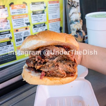 Triple Crown BBQ - Pulled Pork Sandwich - Barbeque Near Me - Luray, Virginia