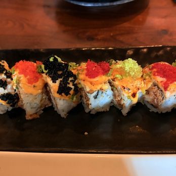 Fúdo - A star is born roll - Asian Fusion Near Me - Chamblee, Georgia Fúdo - A star is born roll - Asian Fusion Near Me - Chamblee, Georgia