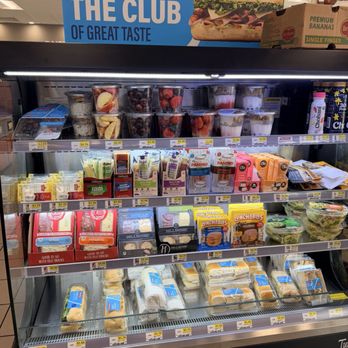RaceTrac - Grab and go selection - Gas Stations Near Me - Eustis, Florida RaceTrac - Grab and go selection - Gas Stations Near Me - Eustis, Florida