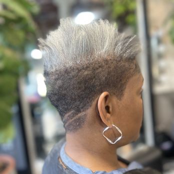 Color Lounge - Hair Stylists Near Me - Burbank, California Color Lounge - Hair Stylists Near Me - Burbank, California